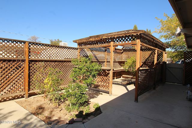 2022 Elm Street, Rosamond, CA 93560