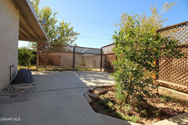 2022 Elm Street, Rosamond, CA 93560