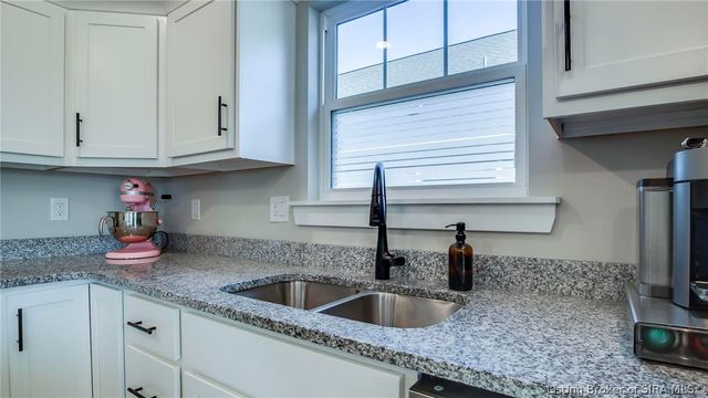 2783 Abby Woods Drive, Jeffersonville, IN 47130
