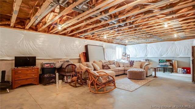 2783 Abby Woods Drive, Jeffersonville, IN 47130