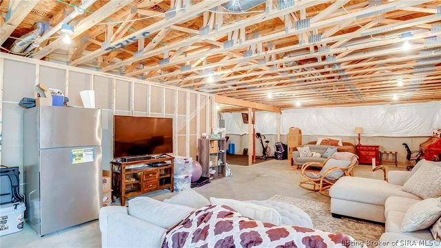 2783 Abby Woods Drive, Jeffersonville, IN 47130