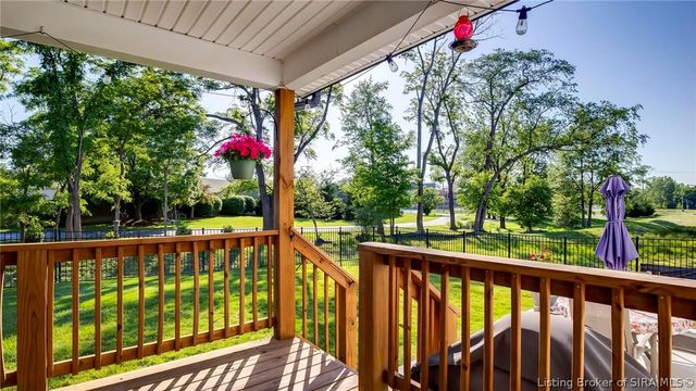 2783 Abby Woods Drive, Jeffersonville, IN 47130