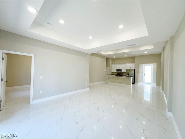 313 HERMOSA AVE, Lehigh Acres, FL 33974