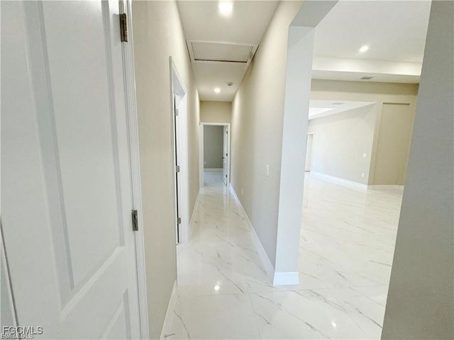 313 HERMOSA AVE, Lehigh Acres, FL 33974