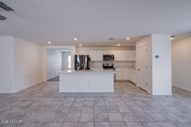12645 W PALMAIRE Avenue, Glendale, AZ 85307