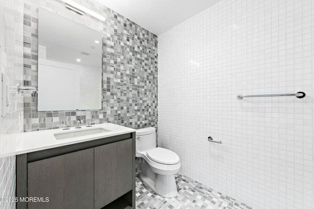 15 Morris Avenue 317, Long Branch, NJ 07740