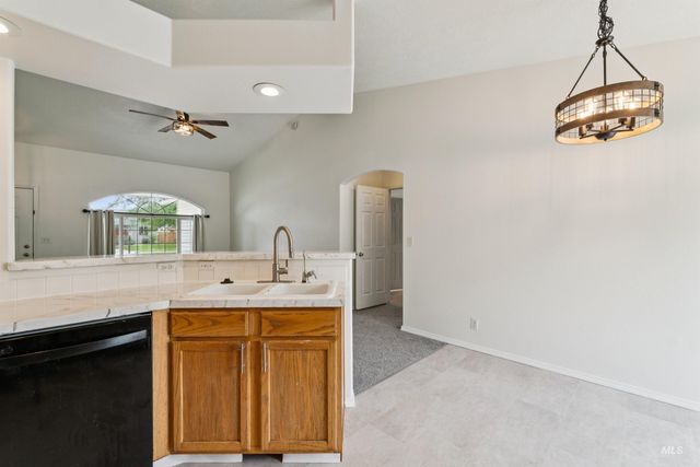1007 W Honker, Meridian, ID 83642