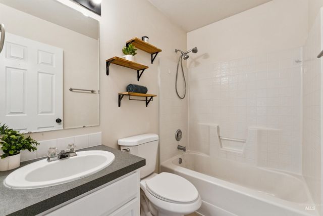 1007 W Honker, Meridian, ID 83642