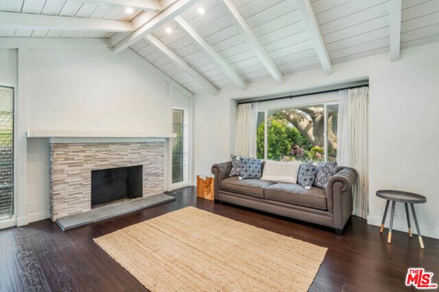 967 Wellesley Avenue, Los Angeles, CA 90049