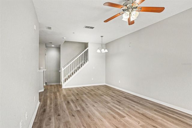 2586 GRAND CENTRAL PARKWAY 9, Orlando, FL 32839