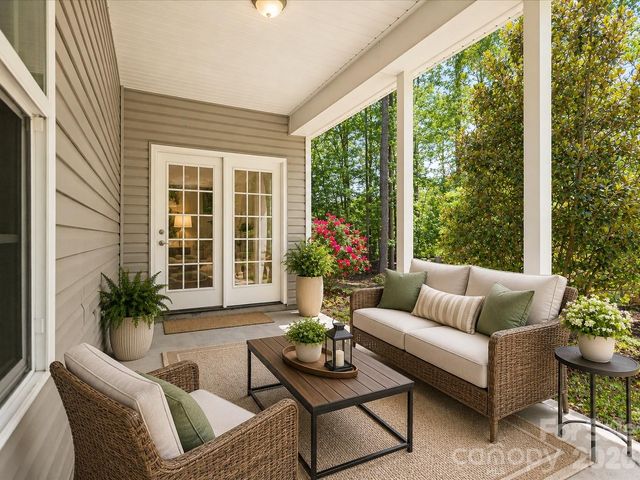 144 Hawks Landing Drive, Troutman, NC 28166