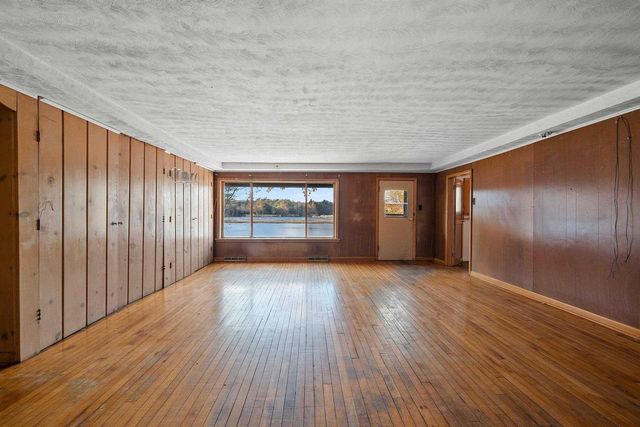 N3221 RIGHT OF WAY ROAD, Peshtigo, WI 54157