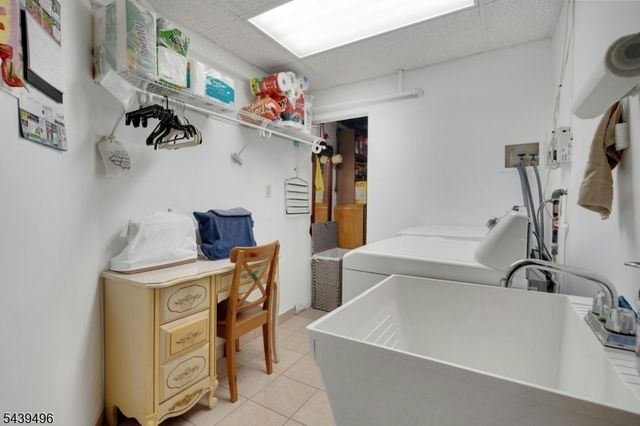 541 Page Ave, Lyndhurst Twp., NJ 07071