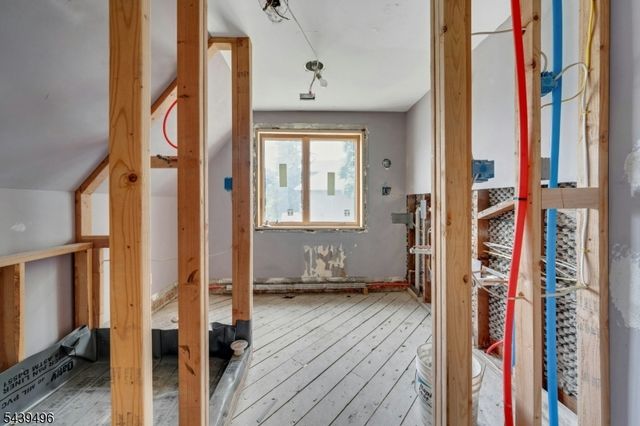 541 Page Ave, Lyndhurst Twp., NJ 07071