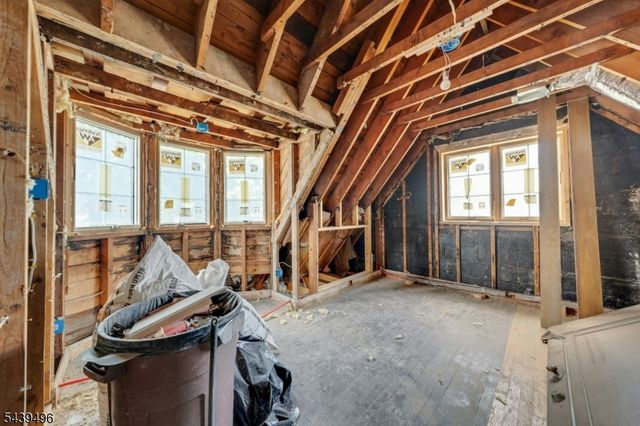 541 Page Ave, Lyndhurst Twp., NJ 07071