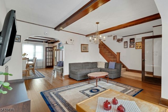 541 Page Ave, Lyndhurst Twp., NJ 07071