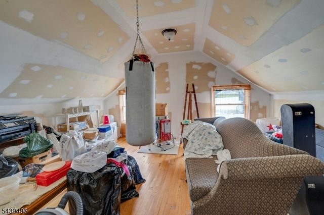 541 Page Ave, Lyndhurst Twp., NJ 07071