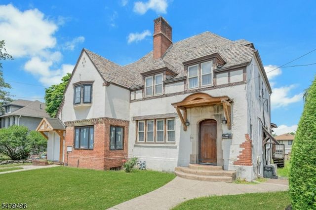 541 Page Ave, Lyndhurst Twp., NJ 07071