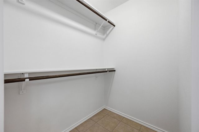 217 Paint Pony Trail N, Fort Worth, TX 76108