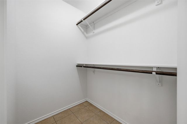217 Paint Pony Trail N, Fort Worth, TX 76108