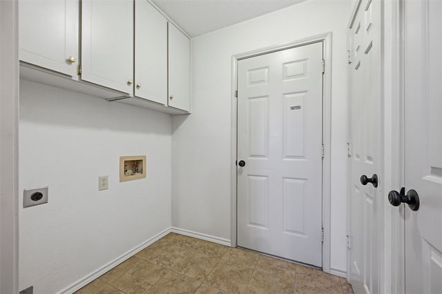 217 Paint Pony Trail N, Fort Worth, TX 76108