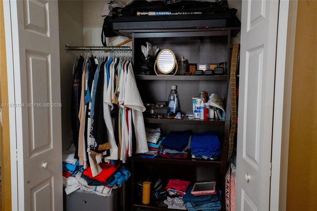 8520 NW 139th Ter, Miami Lakes, FL 33016