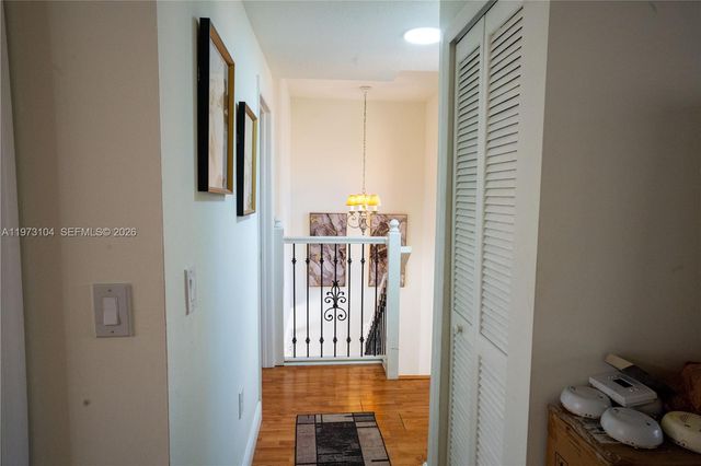 8520 NW 139th Ter, Miami Lakes, FL 33016