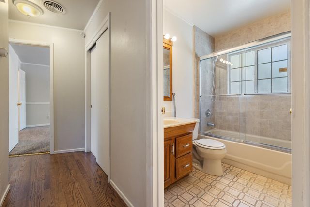253 E Canterbury Dr, Stockton, CA 95207