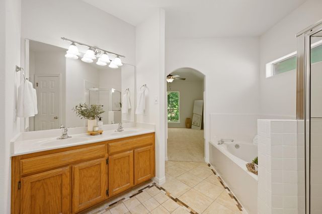 1005 Briargate DR, Austin, TX 78753