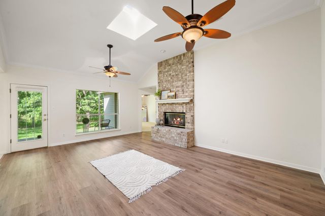 1005 Briargate DR, Austin, TX 78753