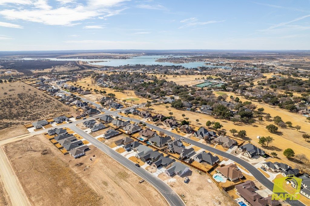 Image 43 of property listing at 5425 Riviera Lane, San Angelo, TX 76904