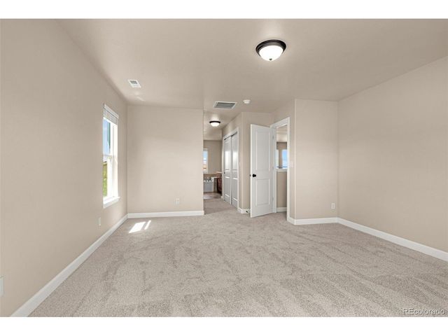 9960 San Luis Park Ct, Colorado Springs, CO 80924