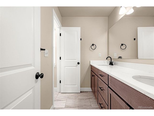 9960 San Luis Park Ct, Colorado Springs, CO 80924