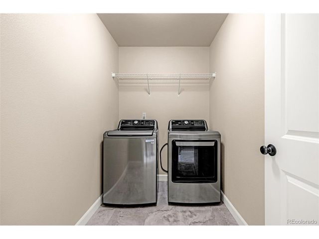 9960 San Luis Park Ct, Colorado Springs, CO 80924