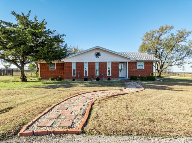 891 Hcr 2124 Loop, Whitney, TX 76692