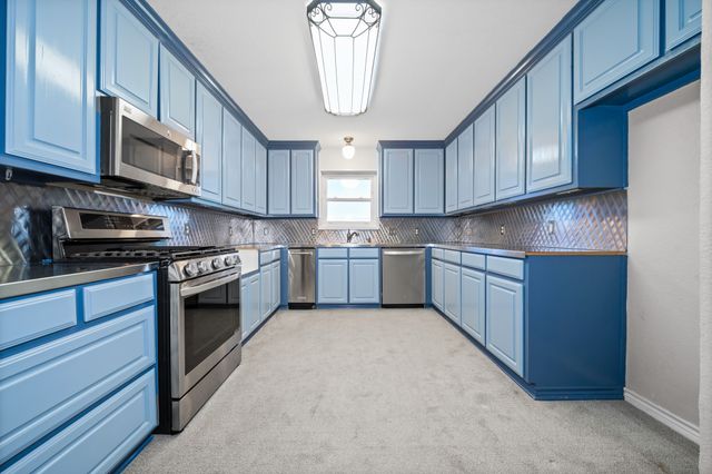 891 Hcr 2124 Loop, Whitney, TX 76692