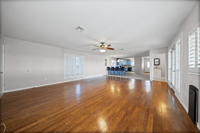 891 Hcr 2124 Loop, Whitney, TX 76692