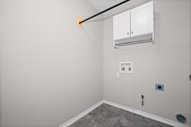 891 Hcr 2124 Loop, Whitney, TX 76692