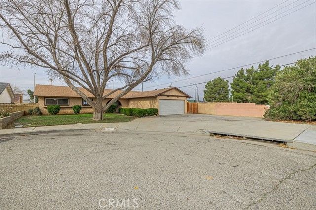 44353 Downsview, Lancaster, CA 93535