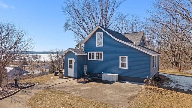 206 Church Street, Merrimac, WI 53561