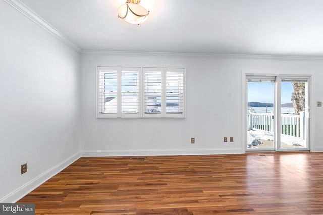 55 RIVER RD, Elkton, MD 21921