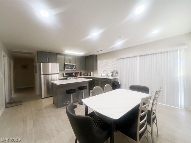 4194 Greenpoint Street, Las Vegas, NV 89147