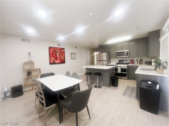 4194 Greenpoint Street, Las Vegas, NV 89147
