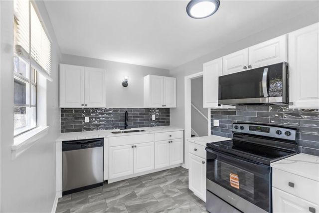 5700 NW Hutson Road, Kansas City, MO 64151