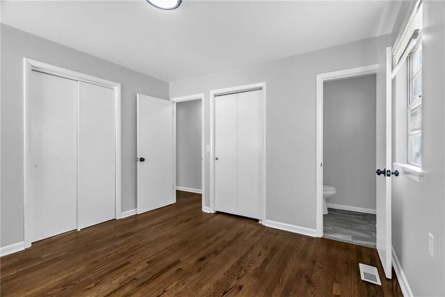 5700 NW Hutson Road, Kansas City, MO 64151