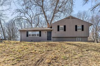 5700 NW Hutson Road, Kansas City, MO 64151