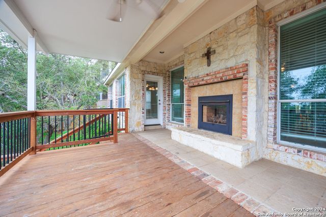 410 CADENCE HL, San Antonio, TX 78260
