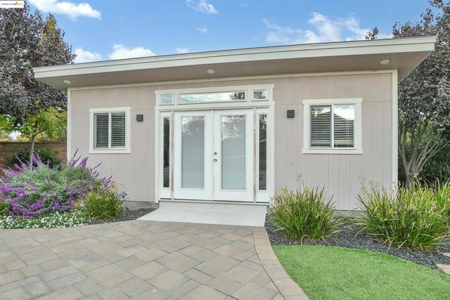 833 Marjoram Dr, Brentwood, CA 94513