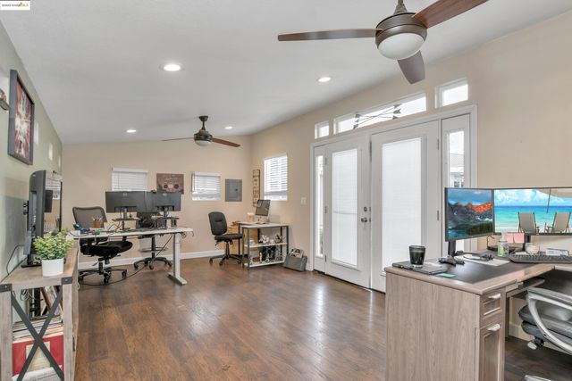 833 Marjoram Dr, Brentwood, CA 94513