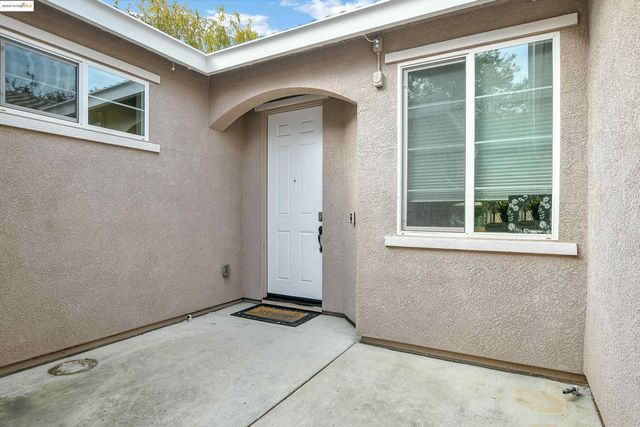 833 Marjoram Dr, Brentwood, CA 94513